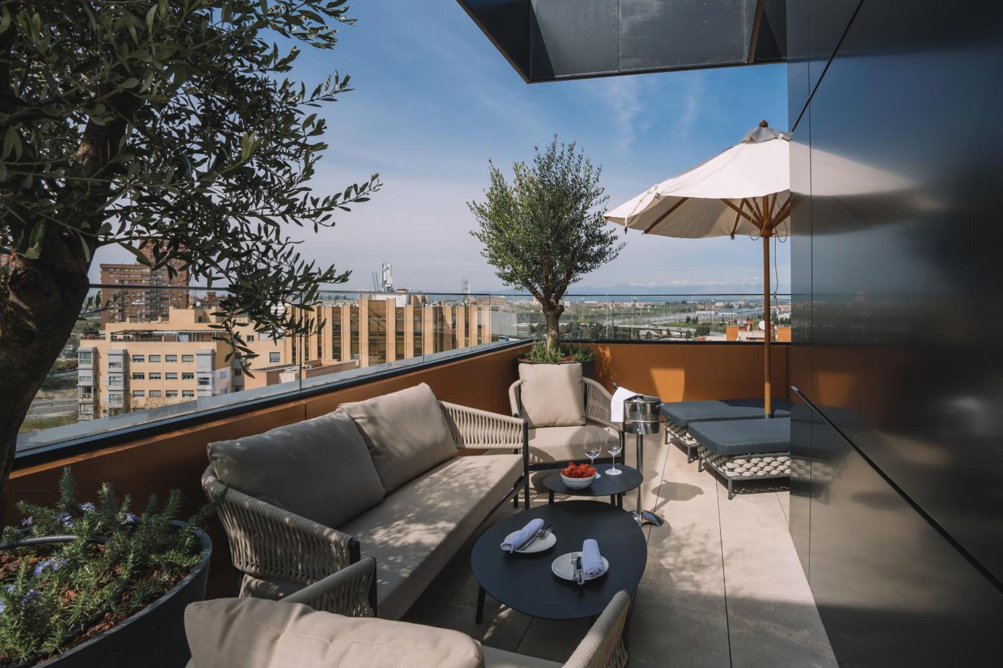 Hotel Pinar Plaza Madrid Exterior foto