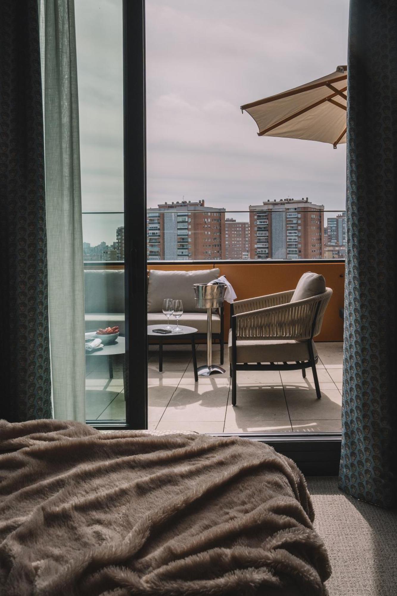 Hotel Pinar Plaza Madrid Exterior foto